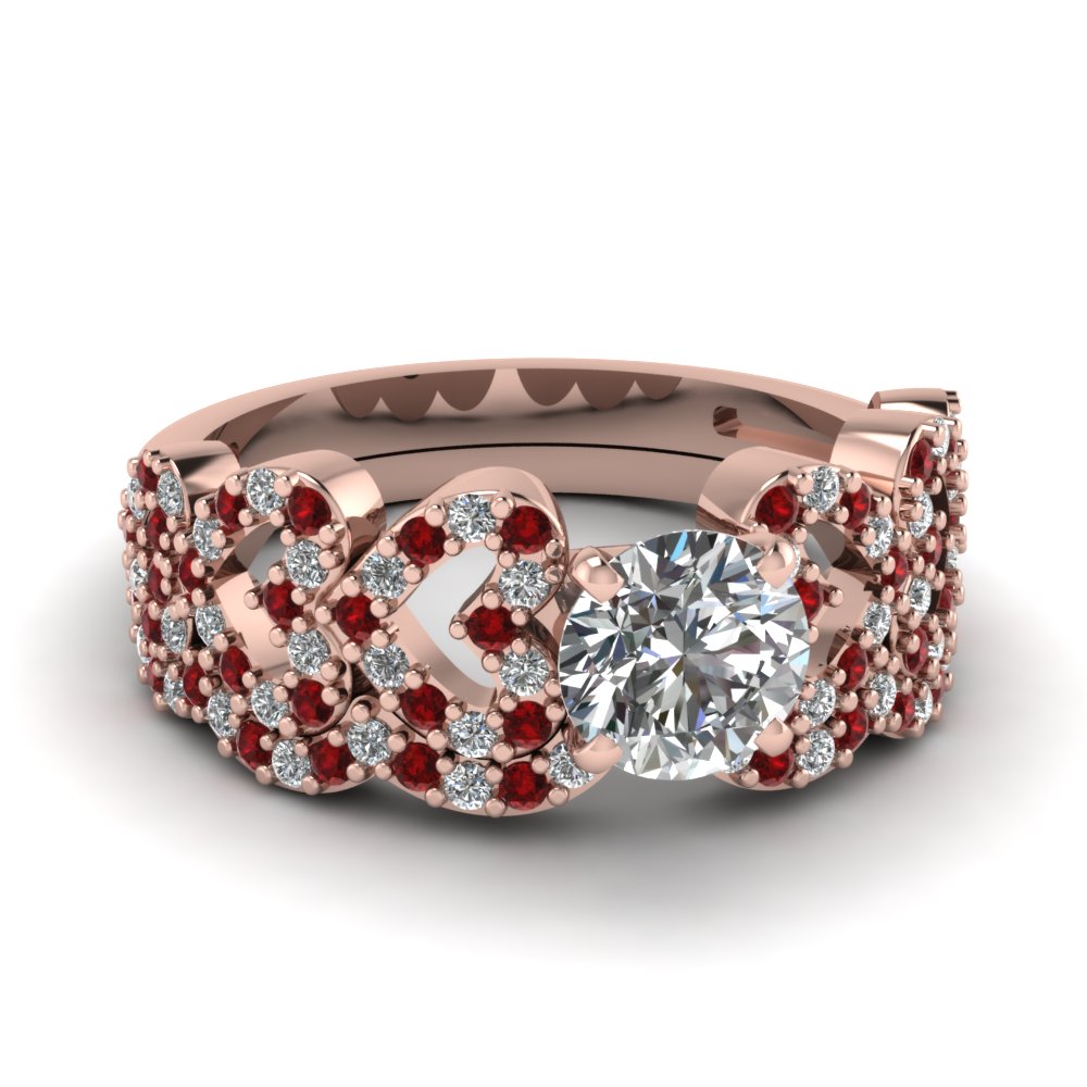 Round Shape Diamond Wedding Ring Set