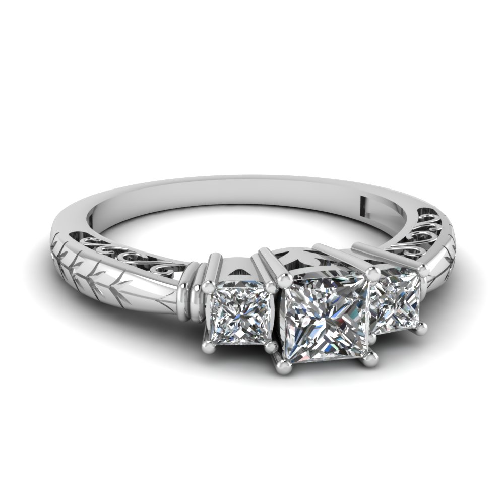 Vintage 3 Stone Diamond Platinum Ring
