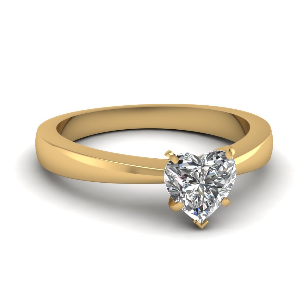 Traditional Single Diamond Ring
