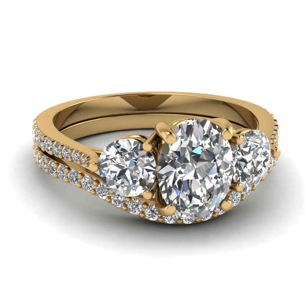 Petite Oval Shaped 3 Stone Diamond Wedding Ring Set In 14K