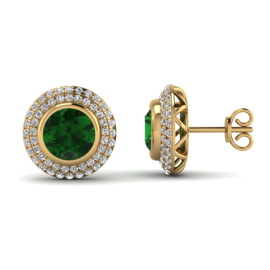 Yellow Gold Round Green Emerald Stud Earrings With White Diamond In Yellow Gold Round Green Emerald Stud Earrings With
